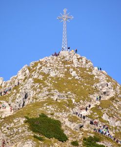 Wszedł na Giewont, ale było mu mało. Turyści oburzeni