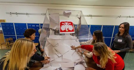 Ostateczny late poll. Znamy sondażowe wyniki wyborów