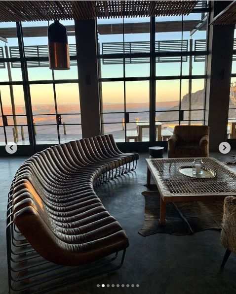 Kinga Rusin docenia "dobry design" podczas afrykańskiej wycieczki