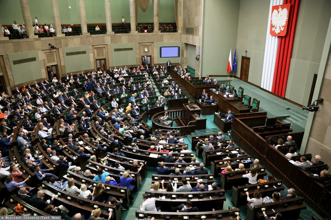 Reformy Kaczyńskiego upadną? Opozycja deklaruje odkręcanie zmian