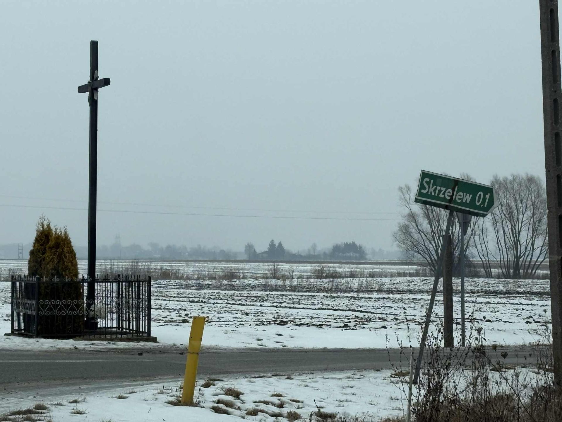 Teren inwestycji CPK. Wieś Skrzelew znika