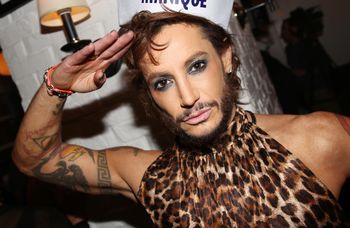 Wypadek na Broadwayu. Frankie Grande trafił rekwizytem w twarz