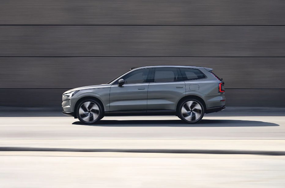 Volvo EX90