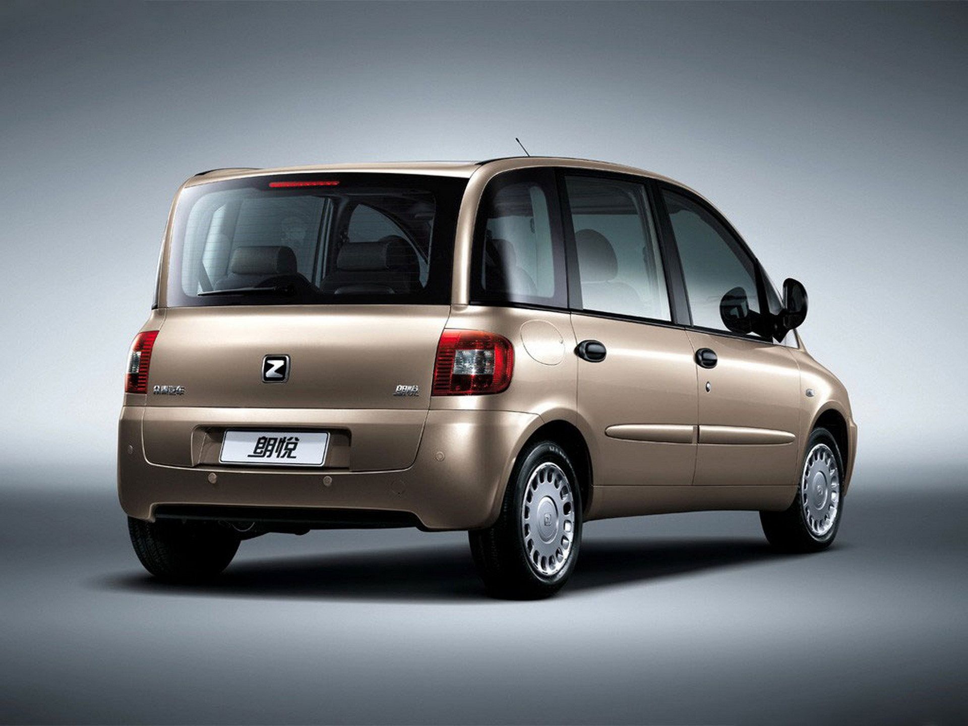 Zotye M300