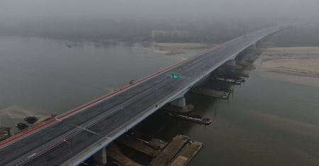 Warszawa. Most Anny Jagiellonki. Dla upamiętnienia pierwszej przeprawy przez Wisłę