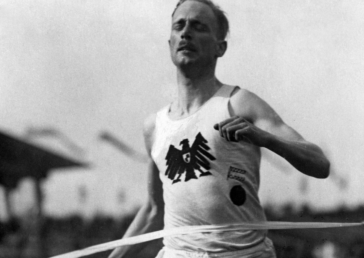 Otto Peltzer na Mistrzostwach Europy w 1927 r.