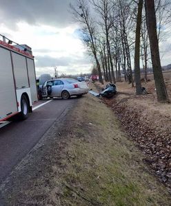 Na Podlasiu zderzyły się dwa auta i ciężarówka. Nie żyje jeden z kierowców