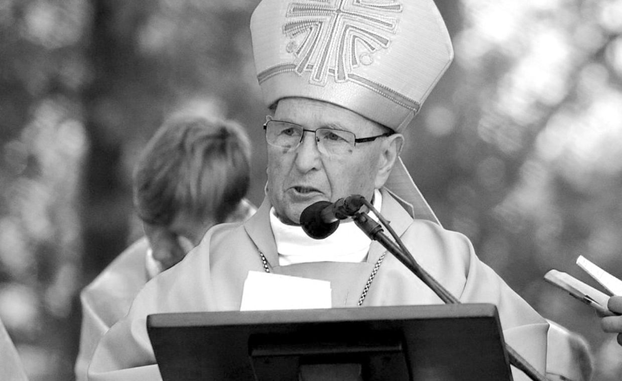 Bp Piotr Krupa