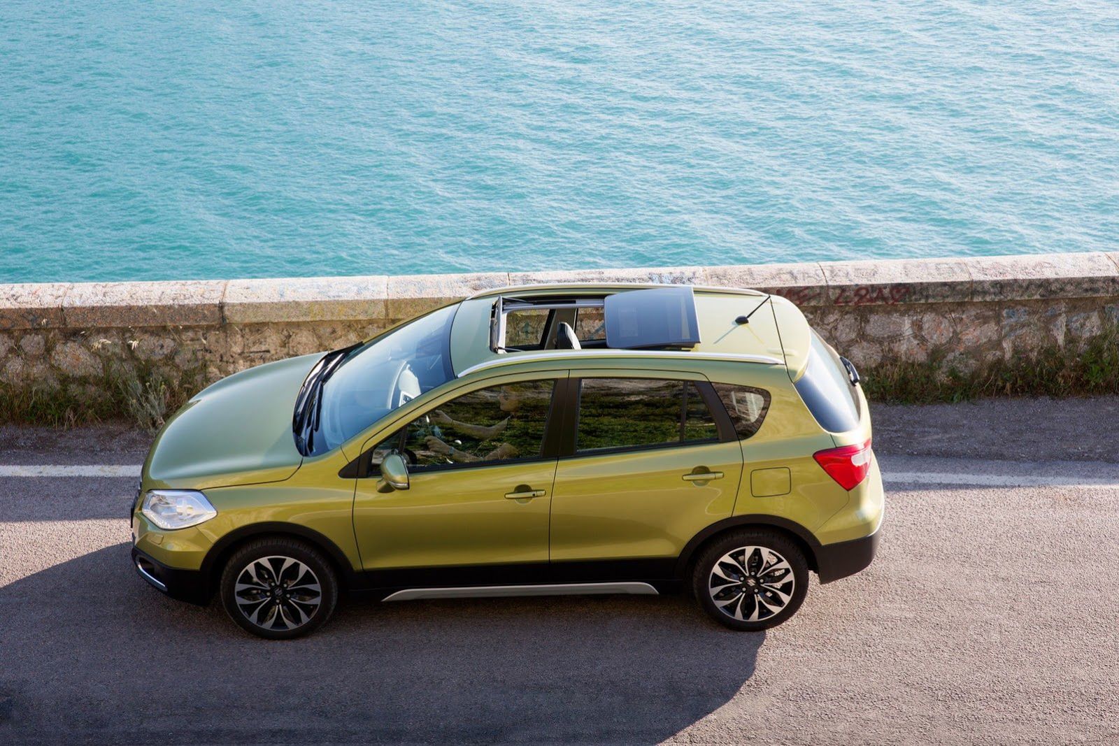Nowe Suzuki SX4 - japoński crossover w szczegółach [galeria] 16
