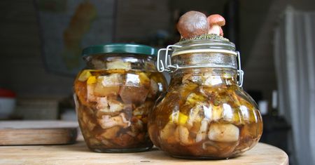 Grzyby po diabelsku. Takich "brązowych łepków" jeszcze nie jadłeś