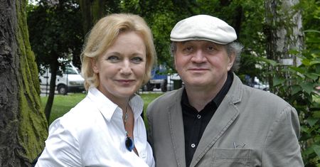 Byli razem 27 lat. Tak mówiła o jego zdradach. "Miał swoje fascynacje"