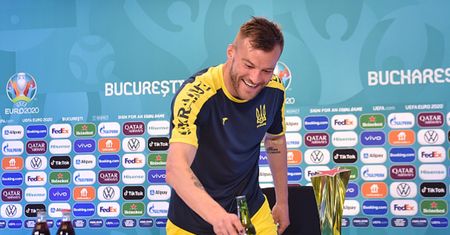 Piłkarz Ukrainy kpi z Ronaldo i Pogby. "Skontaktujcie się ze mną"