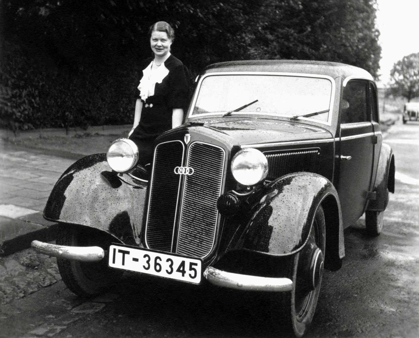 DKW F7 Limousine