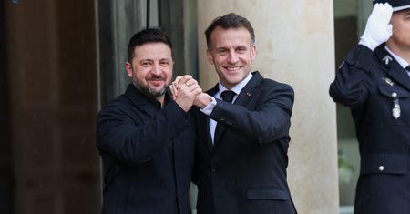 Macron zwiększa pomoc dla Ukrainy. Francja przekaże ważne pociski