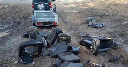 Leśnicy załamują ręce. Taki widok zastali w lesie