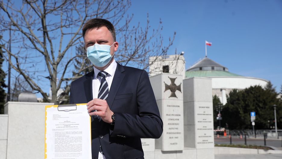 Wybory 2020. Szymon Hołownia prezentuje wniosek do Sądu Najwyższego
