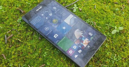 Lumia 950 XL z Windowsem 10 ARM. Teraz każdy może tego dokonać w 5 minut
