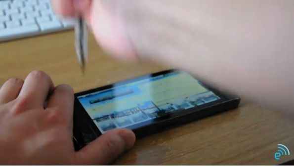Dell Streak - smartfon-tablet z wyjątkowo wytrzymałym wyświetlaczem [wideo]