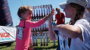 Enea Junior Triathlon Poznań: Raj dla małych ludzi z żelaza. Upalna sobota nie odebrała dzieciom radości ze startów!