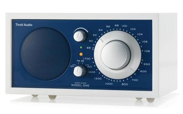 Front w kolorze Atlantic Blue (fot. tivoliaudio.com)