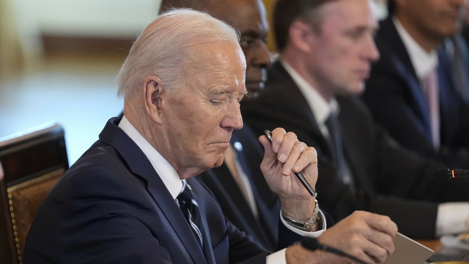 Temporary
President Joe Biden listens as he meets with Polish President Andrzej Duda and Polish Prime Minister Donald Tusk in the East Room of the White House, Tuesday, March 12, 2024, in Washington. (AP Photo/Andrew Harnik)
Andrew Harnik