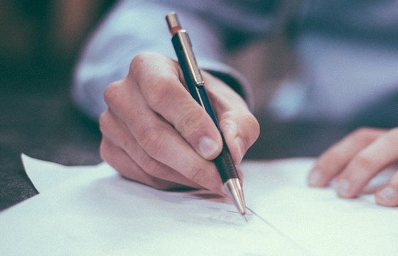 Potrzebujesz przepisać OC? Sprawdź, jak to zrobić