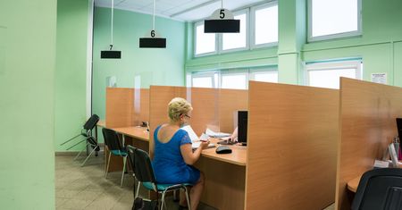 Emeryci stracą finansowo na nowych przepisach. Nawet 750 tys. osób