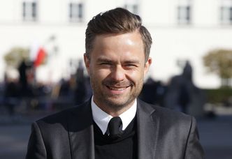 Firma byłego rzecznika PiS odkryła karty. Wiemy, ile zarobiła