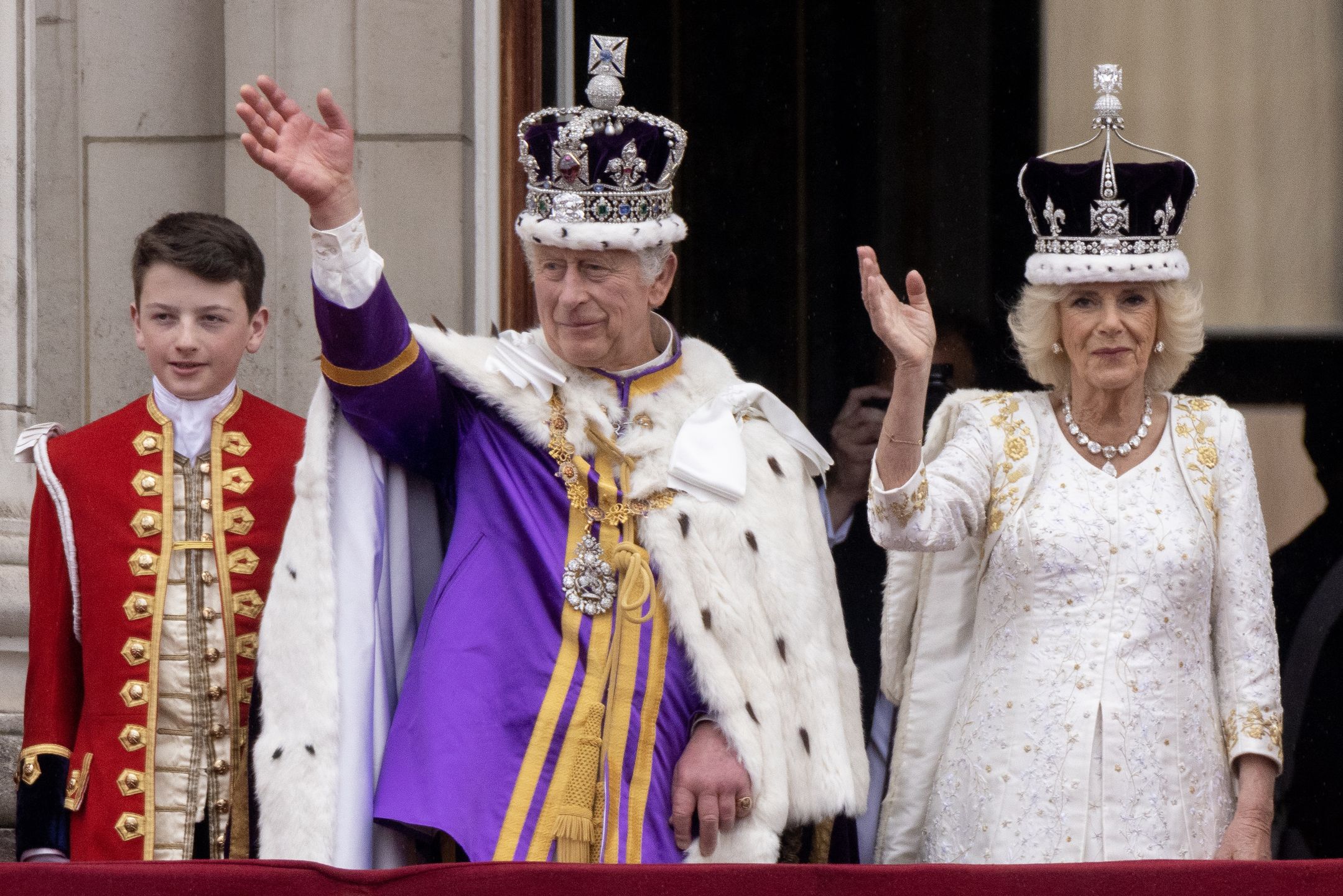 Król Karol i Królowa Camilla podczas koronacji