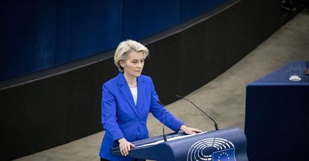 UE szykuje kolejny bat na Rosję. Na celowniku krwawe diamenty Putina