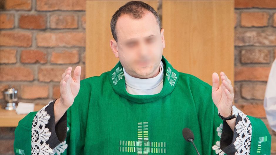 Ks. Łukasz wciąż znajduje się w szpitalu. Jest w ciężkim stanie