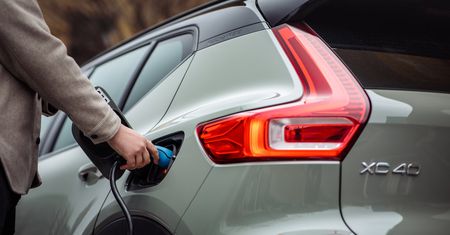 Volvo łączy siły ze szwedzkim gigantem. Będą wspólnie tworzyć akumulatory