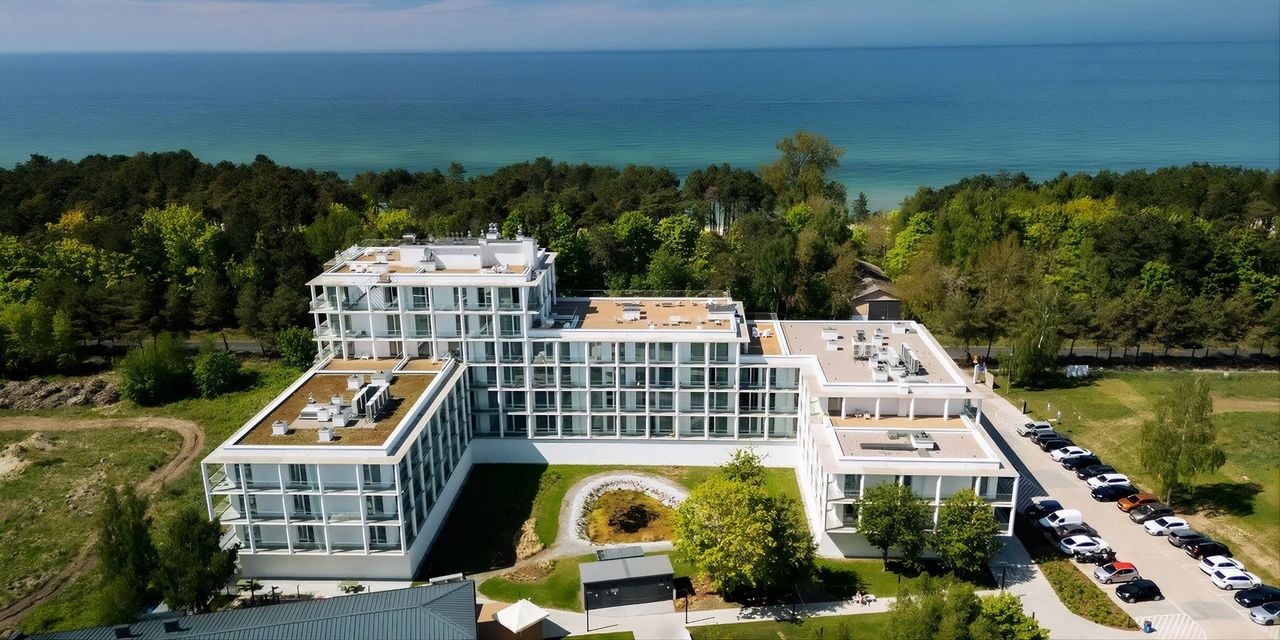 To najgorętszy adres w Mielnie. Wyjątkowy hotel przy szerokiej plaży z obniżonymi cenami