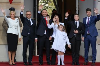 "Poniosą odpowiedzialność". Prokuratura o znieważaniu córki prezydenta