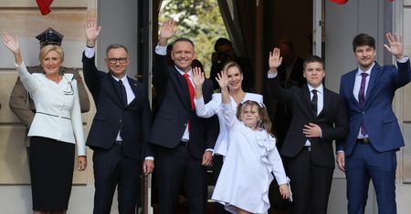 "Poniosą odpowiedzialność". Prokuratura o znieważaniu córki prezydenta