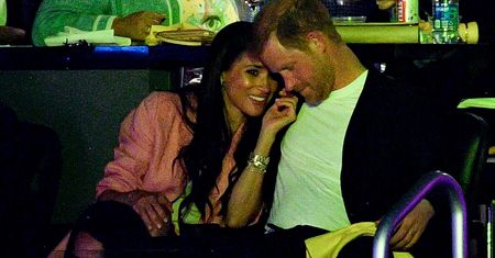 Kamera wyłapała ich na meczu. Wiadomo, co Meghan wyszeptała do ucha Harry'emu