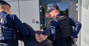 Kalisz: Policjanci z psem weszli na posesję dilera. Znaleźli narkotyki warte ćwierć miliona złotych