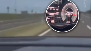 Jechał z dziećmi 257 km/h. Nie poniesie konsekwencji. Oto szczegóły