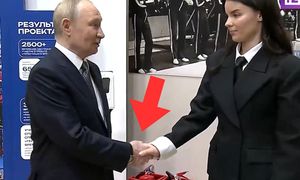 Nagranie z Putinem. Tylko spójrzcie na jego dłoń