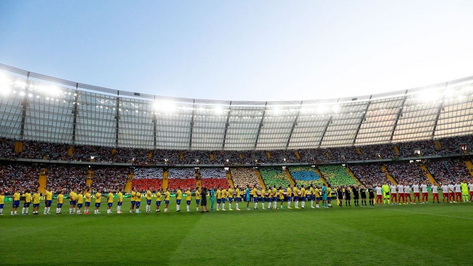 Kibice na Ronaldinho Show pokazali, że mają dość narodowej smuty