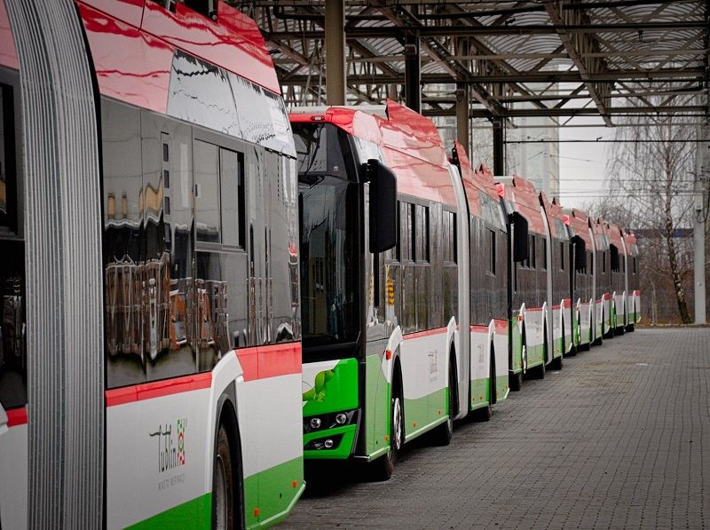 Do Lublina dotarła pierwsza dostawa trolejbusów marki Solaris Trollino 18M | Miasto Lublin