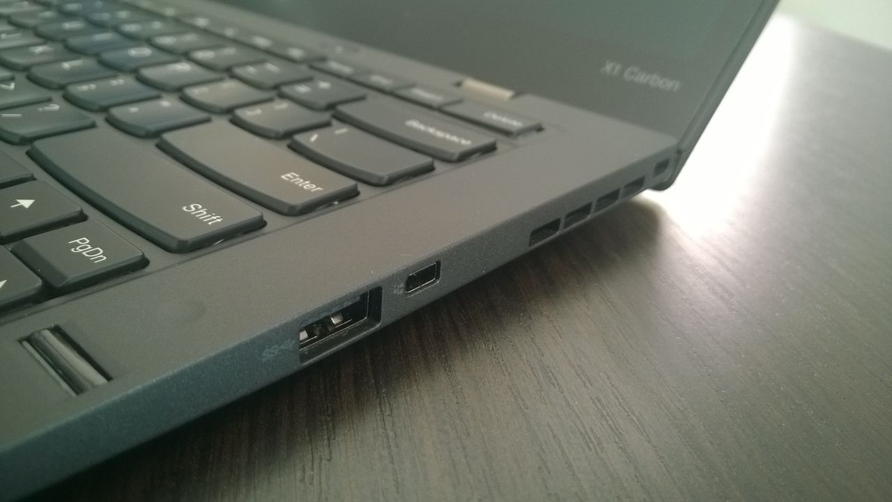 Lenovo ThinkPad X1 Carbon