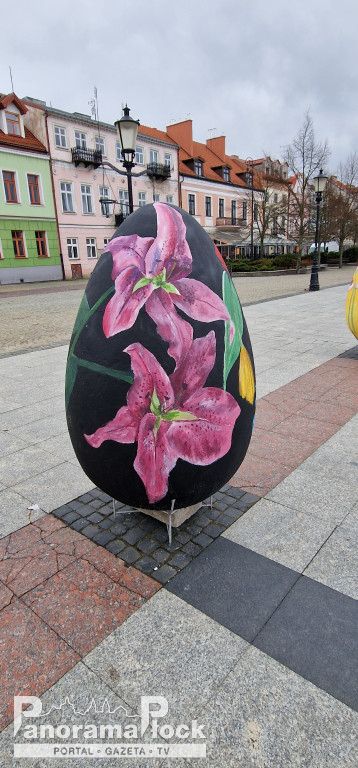 Pisanki Wielkanocne na Starym Rynku w Płocku