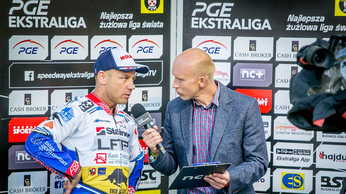 Nicki Pedersen udziela wywiadu Łukaszowi Benzowi z nSport+