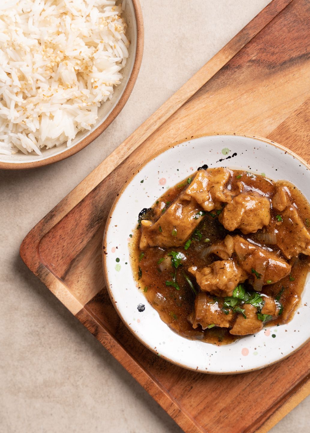 Domowy seitan w sosie pieprzowym