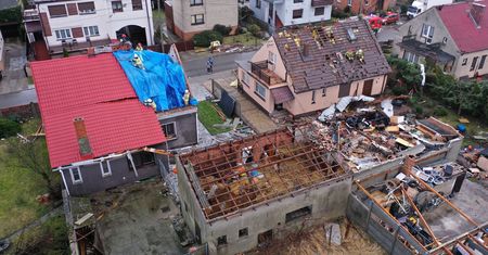 Wojewoda w Dobrzycy: to cud, że nikt nie zginął