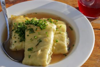 Niemieckie pierożki podbiły moje podniebienie. Smaczniejsze niż tradycyjne z mięsem