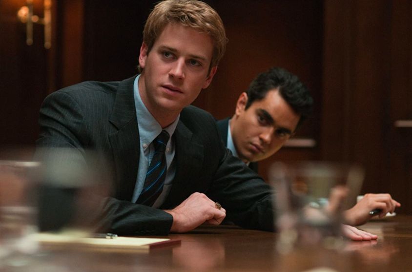 Armie Hammer (po lewej) zagrał podwójną rolę braci Winklevoss w "Social Network" (2010)