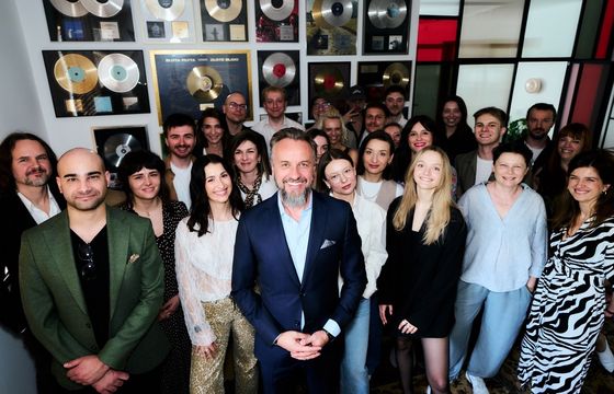 Zmiana u wydawcy Zalewskiego, Brodki i Mery Spolsky. Kayah sprzedała udziały