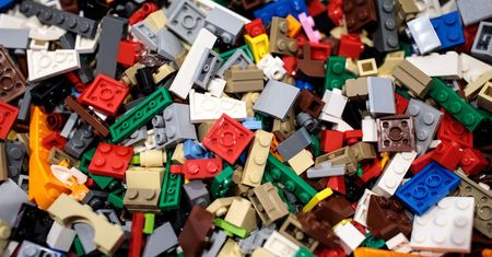 Czegoś takiego fani jeszcze nie widzieli. Zobacz, co Lego szykuje na "Black Friday"